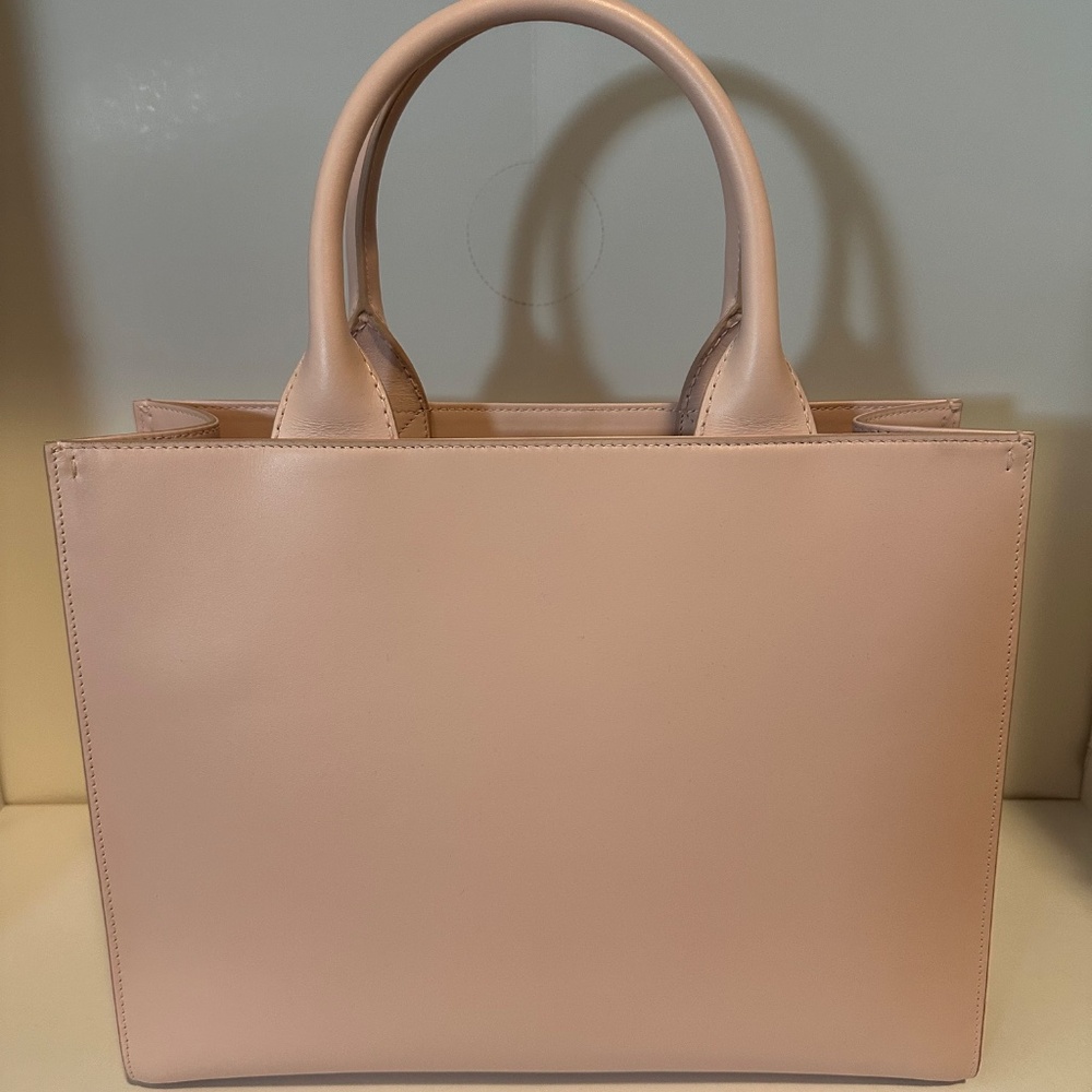 Dolce & Gabbana Small Calfskin Leather DG Logo Daily Shopper Tote - Picture 2 of 10